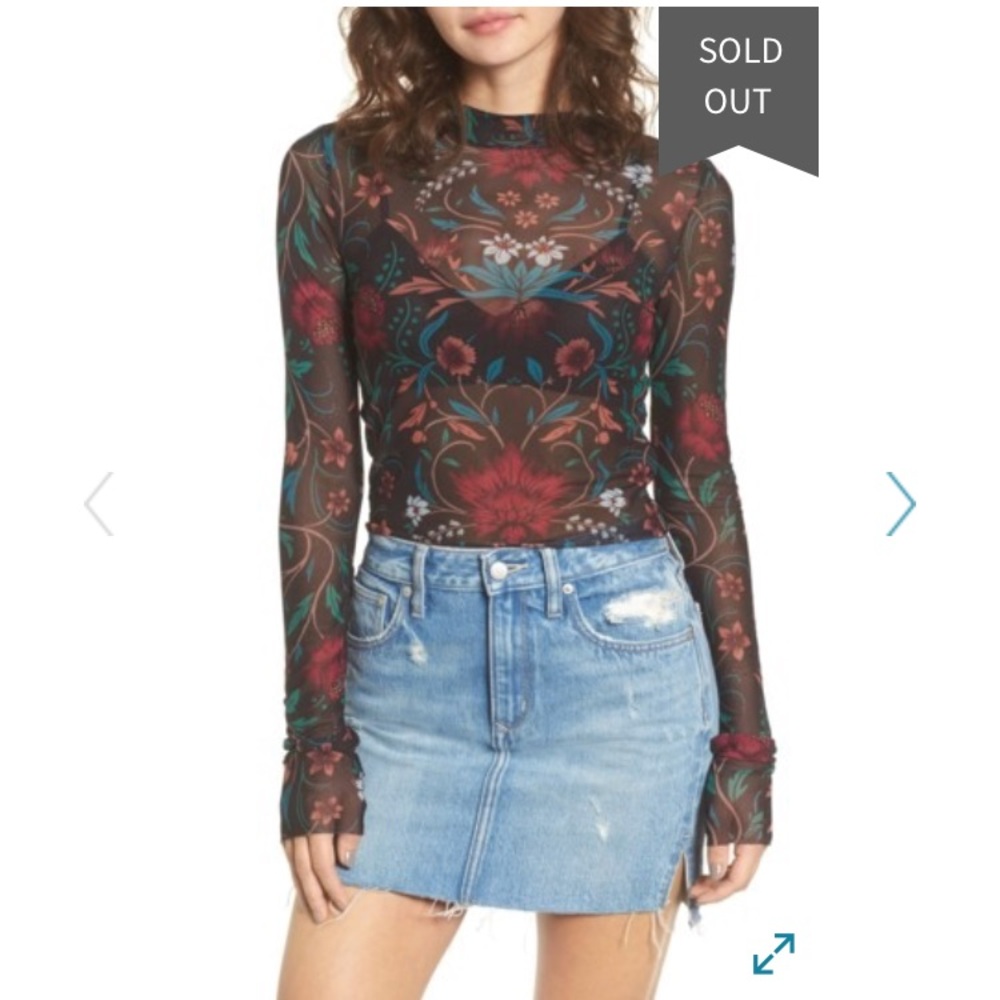 Stone row keep it fly sheer crop top